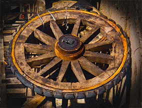 A wooden wheel